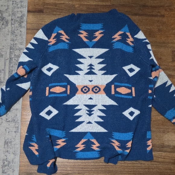 Patterned Cardigan - Picture 6 of 7